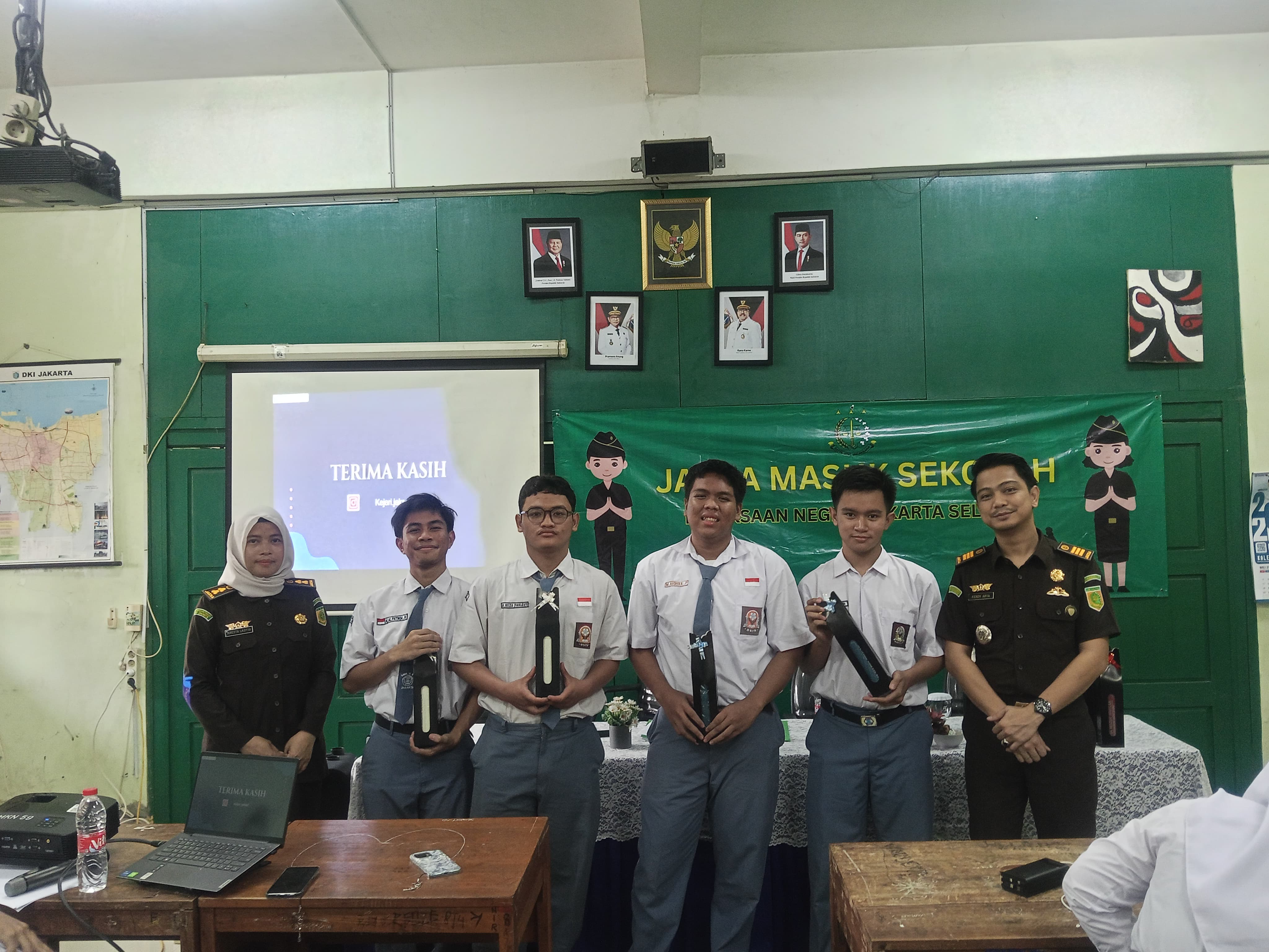 Gedung Sekolah SMK TELKOM JAKARTA